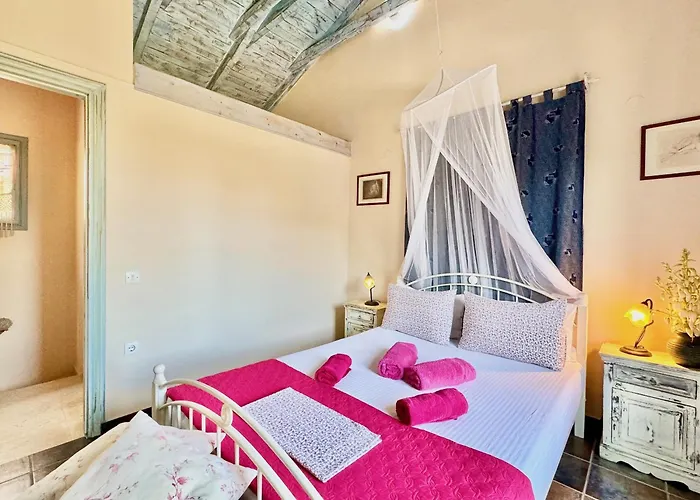 Simeoni With Private Pool By Dadovillas * Λευκάδα