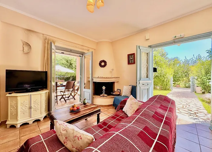 Simeoni With Private Pool By Dadovillas Βίλα
