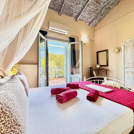 Simeoni With Private Pool By Dadovillas Lefkada City