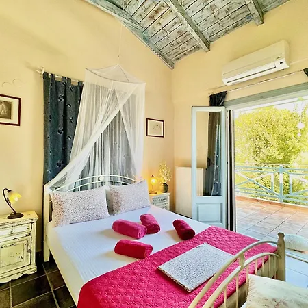 Simeoni With Private Pool By Dadovillas * Λευκάδα