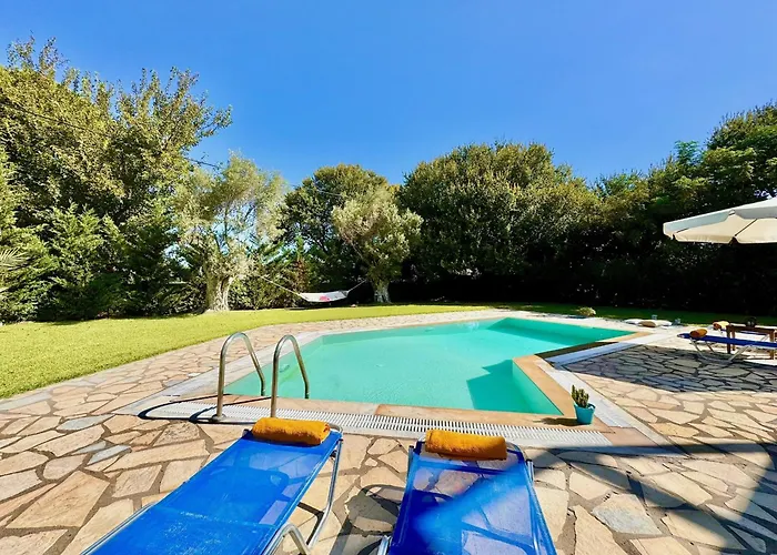 Simeoni With Private Pool By Dadovillas